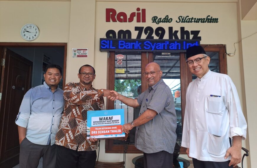 Yayasan Rumah Quran Silaturahim Wakafkan Mesin Roti untuk…