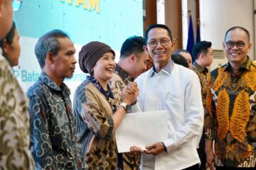 Kepala BP Batam Amsakar Achmad bersama para Investor dan pelaku usaha